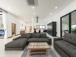 4 спален Вилла for sale in Пхукет Тощн Пхукет, Раваи
