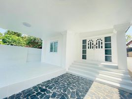 2 Schlafzimmer Haus zu verkaufen im Baan Boonsong, Tha Wang Tan, Saraphi