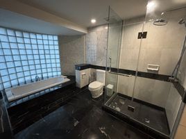 3 Schlafzimmer Penthouse zu vermieten im Le Raffine Sukhumvit 24, Khlong Tan