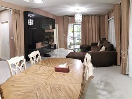 3 Schlafzimmer Haus zu verkaufen im Chaiyaphruek-Thepharak, Bang Pla