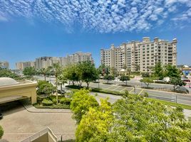 3 Bedroom Condo for sale at Al Sarrood, Shoreline Apartments, Palm Jumeirah