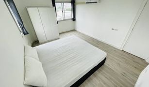 2 Bedrooms Condo for sale in Phra Khanong, Bangkok Waterford Park Rama 4