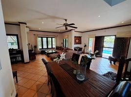 3 Schlafzimmer Villa zu verkaufen im Baan Kratai, Hua Hin City