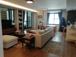 3 Bedroom Condo for rent at Lily House , Khlong Toei Nuea