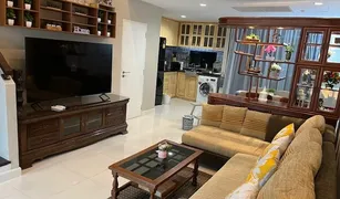 ขายทาวน์เฮ้าส์ 3 ห้องนอน ใน ตลาดบางเขน, กรุงเทพมหานคร บ้านกลางเมือง วิภาวดี