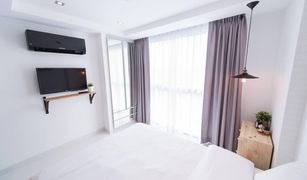 1 Bedroom Condo for sale in Na Kluea, Pattaya Serenity Wongamat