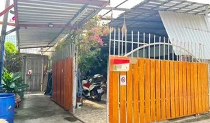 3 Bedrooms House for sale in Pak Khlong Phasi Charoen, Bangkok 