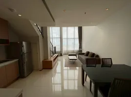 1 спален Кондо в аренду в The Emporio Place, Khlong Tan