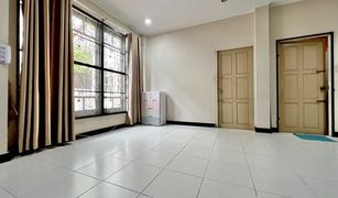 4 Bedrooms House for sale in Saen Saep, Bangkok Baan Pantiya