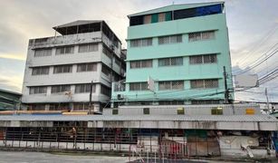 N/A Whole Building for sale in Dokmai, Bangkok 