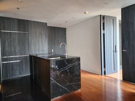 1 Bedroom Apartment for sale at Hansar Rajdamri, Lumphini