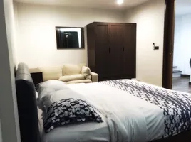 3 Bedroom Villa for rent in Bang Rak, Bangkok, Si Lom, Bang Rak