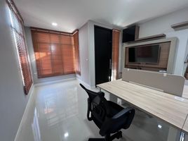 6 Bedroom House for sale at Manthana Ramintra - Wongwean, Khan Na Yao, Khan Na Yao, Bangkok