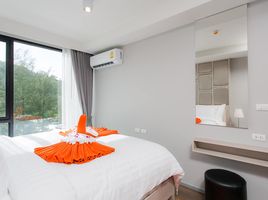 Studio Wohnung zu verkaufen im 6th Avenue Surin, Choeng Thale, Thalang, Phuket