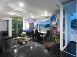 2 Schlafzimmer Wohnung zu verkaufen im Patong Tower, Patong, Kathu