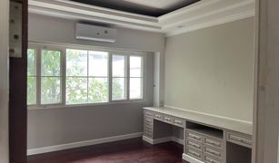 4 Bedrooms House for sale in Anusawari, Bangkok Ladawan Raminthra Km.2