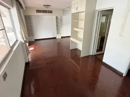 4 Bedroom Townhouse for rent in Khlong Toei, Bangkok, Khlong Toei