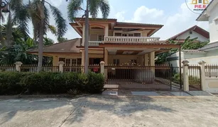 5 Schlafzimmern Haus zu verkaufen in Khlong Sam Prawet, Bangkok Nakharin Garden Rom Klao