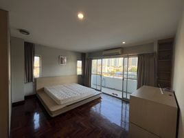 2 Schlafzimmer Wohnung zu vermieten im Baan C.K. Apartment, Chong Nonsi