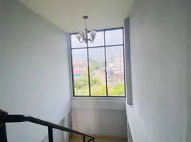 3 Bedroom House for sale in Mamung Machill Night Market, Bang Lamung, Bang Lamung