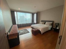 3 Bedroom Apartment for rent at Watermark Chaophraya, Bang Lamphu Lang