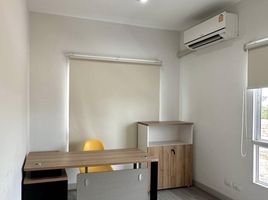 4 Schlafzimmer Haus zu vermieten im Sammakorn Avenue Ramintra-Wongwaen, Tha Raeng, Bang Khen, Bangkok