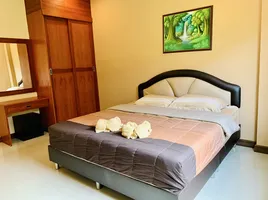 วิลล่า 3 ห้องนอน ให้เช่า ในโครงการ Benwadee Resort, โป่ง, พัทยา, ชลบุรี, ไทย
