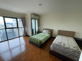 3 спален Квартира в аренду в Sathorn Gardens, Thung Mahamek