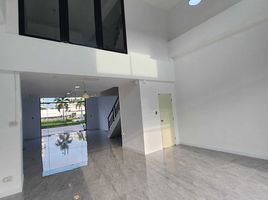 3,175 Sqft Office for rent in Suvarnabhumi Airport, Nong Prue, Prawet