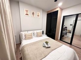 1 Schlafzimmer Wohnung zu vermieten im Chewathai Pinklao, Bang Yi Khan