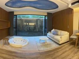 2 Schlafzimmer Wohnung zu verkaufen im Pool Suite , Mae Hia, Mueang Chiang Mai