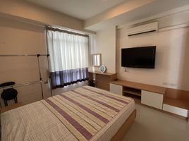 1 Schlafzimmer Wohnung zu verkaufen im Pho Kaew Condotel, Saen Suk