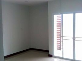 3 Bedroom Townhouse for sale at Baan Poonsubsiri Trang, Ban Pho