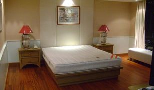 3 Bedrooms Condo for sale in Lumphini, Bangkok Somkid Gardens