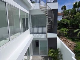 3 Bedroom Villa for sale in Phuket, Rawai, Phuket Town, Phuket