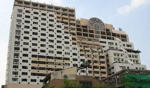 3 chambres Condominium a vendre à Din Daeng, Bangkok Srivara Mansion