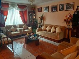 4 Schlafzimmer Villa zu verkaufen in Gualaceo, Azuay, Gualaceo, Gualaceo
