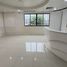 Studio Whole Building for rent in EmQuartier, Khlong Tan Nuea, Khlong Tan