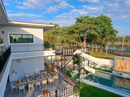 6 Schlafzimmer Villa zu vermieten in Na Kluea Beach, Na Kluea, Bang Lamung