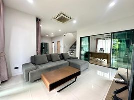 3 Bedroom Villa for sale at Burasiri Rama 2 , Samae Dam, Bang Khun Thian