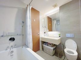 2 Bedroom Condo for sale at Ideo Morph 38, Phra Khanong
