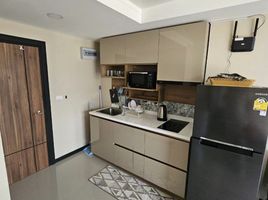 1 Schlafzimmer Wohnung zu verkaufen im Rawai Beach Condominium, Rawai, Phuket Town, Phuket