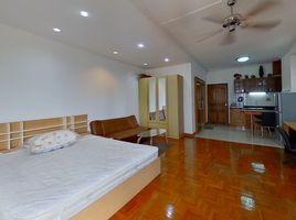 Studio Wohnung zu verkaufen im Chiang Mai Riverside Condominium, Nong Hoi