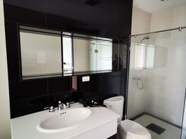 Studio Apartment for sale at The Address Chidlom, Lumphini