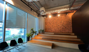 Studio Office for sale in Khlong Tan Nuea, Bangkok S-METRO