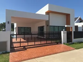 2 Bedroom House for sale in Saraphi Chiang Mai, Saraphi