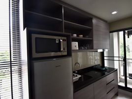 2 Schlafzimmer Appartement zu vermieten im Qube Sukhumvit 46, Phra Khanong