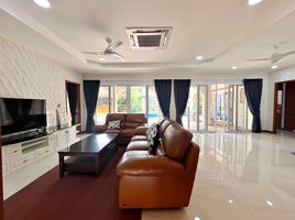 3 Schlafzimmer Villa zu vermieten in Little Walk Pattaya, Nong Prue, Nong Prue