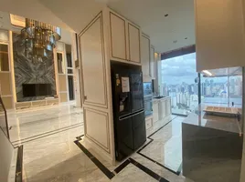 3 Bedroom Penthouse for sale at The Esse at Singha Complex, Bang Kapi