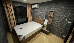 Studio Wohnung zu verkaufen in Sam Sen Nok, Bangkok Asher Ratchada-Huai Khwang